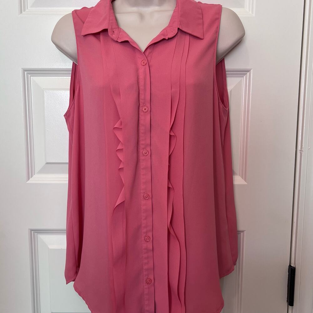 FYLO London Women’s Sleeveless Button-up, Size M